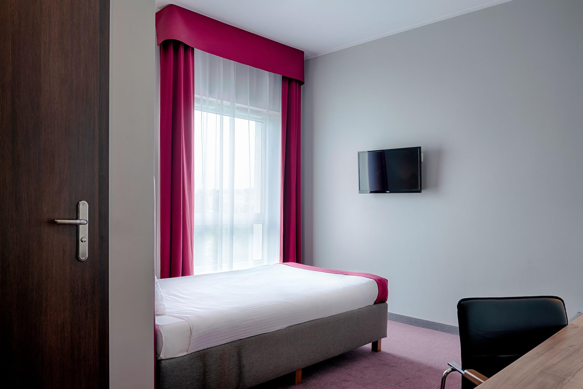 Focus Hotel Katowice Хожув Экстерьер фото